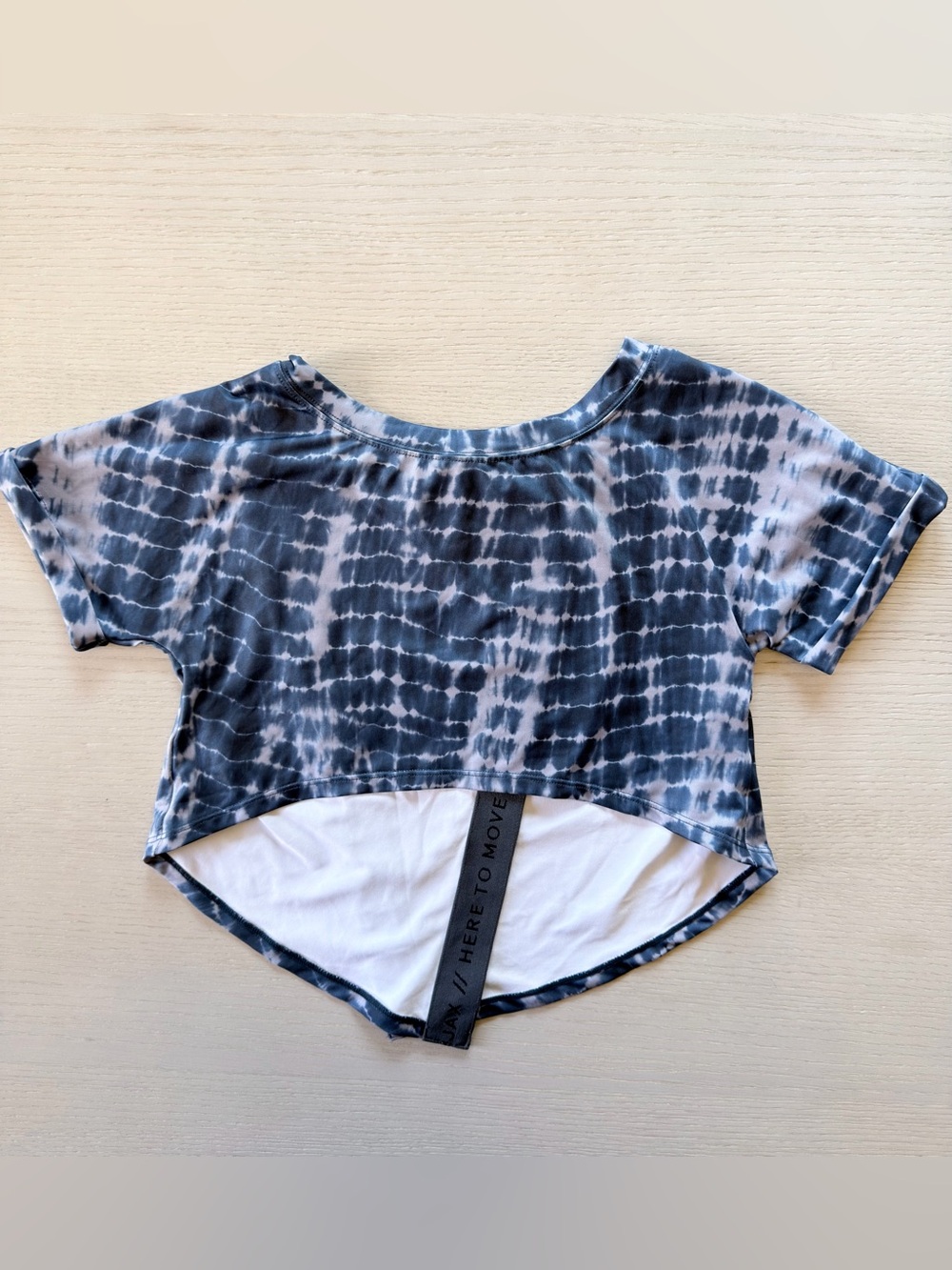JO + JAX NWOT Motion Tee - Poolside, Size CM - NWOT